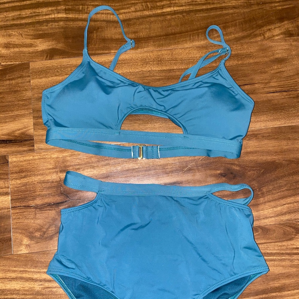 High waisted bikini set